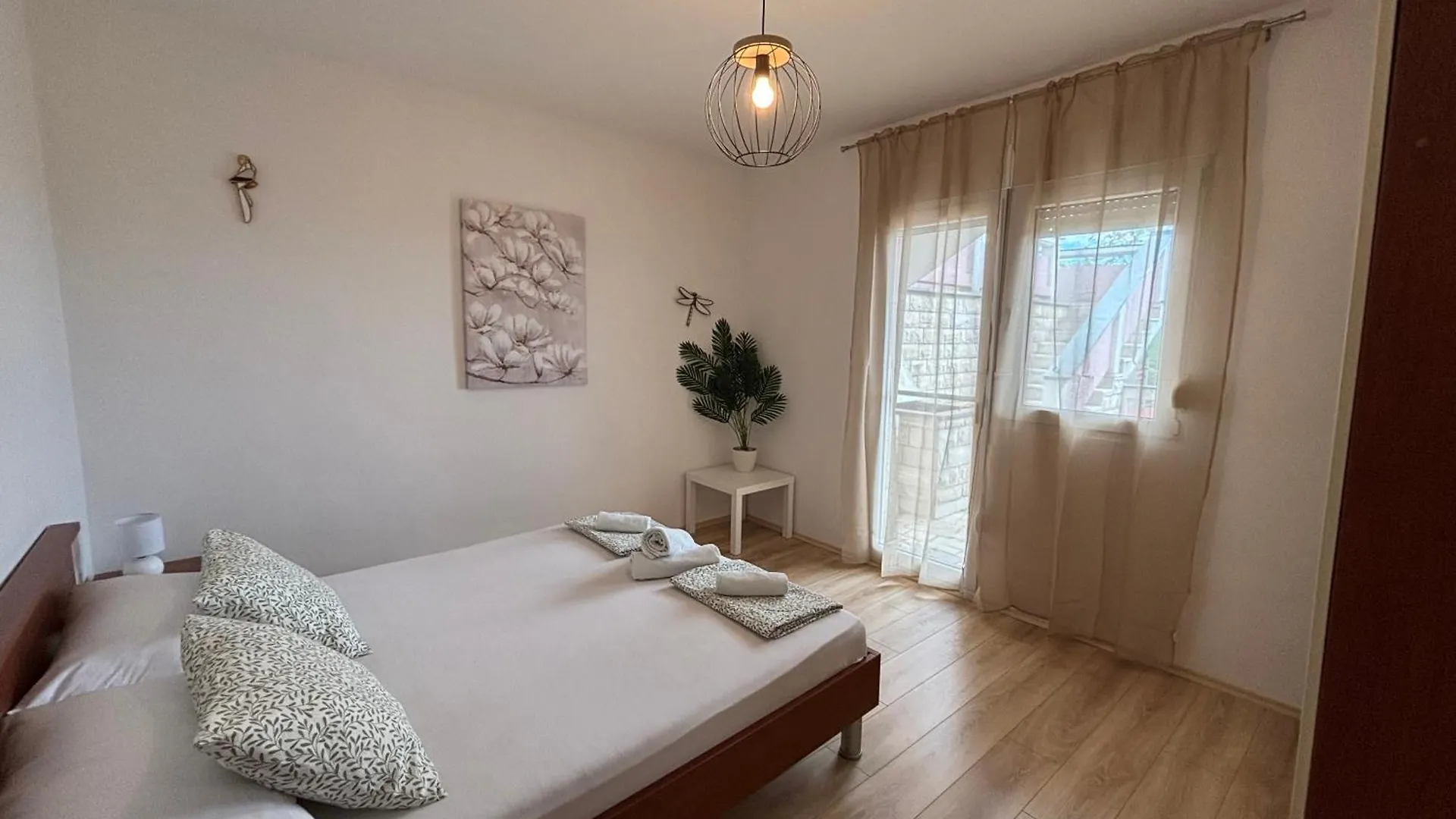 Holiday home Guest House With Pool Ante Vrsi